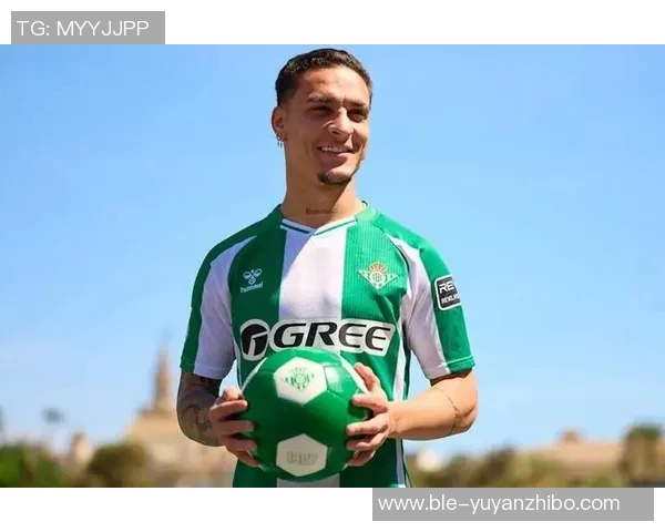 安东尼：我非常感激曼联；帮助巴西队世界杯夺冠是我的梦想