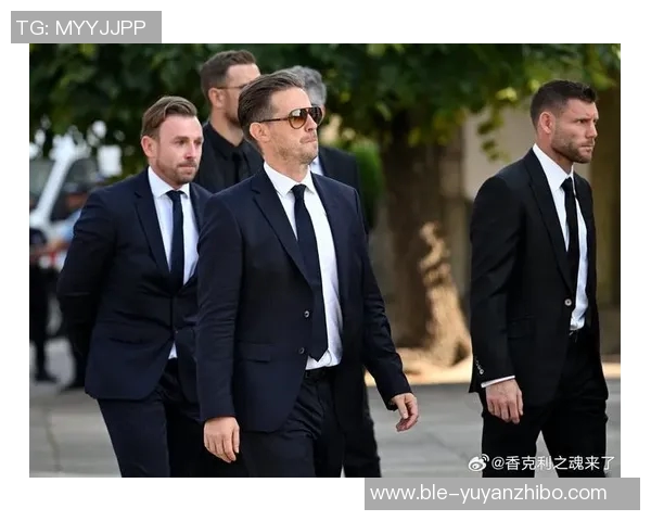 致敬，葡萄牙总统向若塔和若热-科斯塔追授司令级功绩勋章